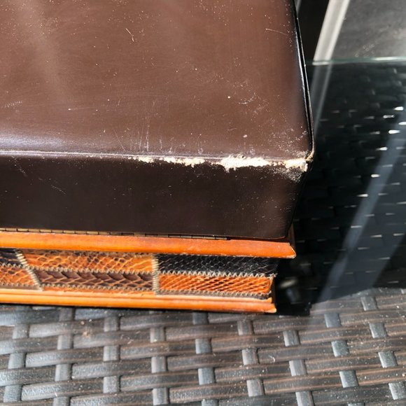 Vintage Leatherette Chestnut Brown Jewelry Box - Made in Italy - Picture 9 of 10